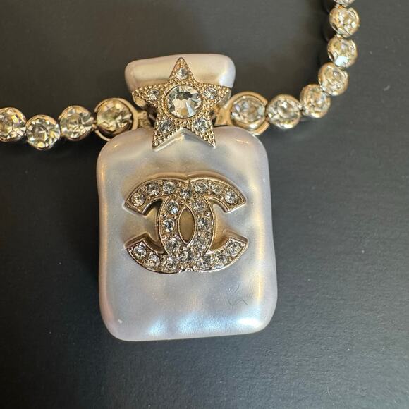 Chanel Modern No. 5 Bottle Rhinestone Necklace Choker B23S Authentic CoA - Picture 2 of 6